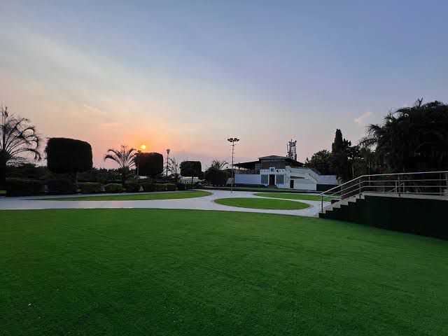 Party Lawn Interior